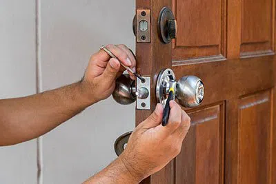 Super Locksmith Services Chicago, IL 312-973-4905 Super Locksmith Services Chicago, IL 312-973-4905